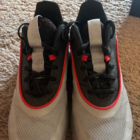 Adidas shoes - Picture 1 of 4